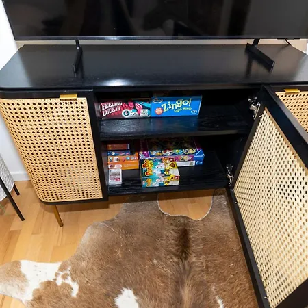 Naturoase, Moderne Architektur - Arbeitsplatz - Klimaanlage - Parkplatz - Waschmaschine Apartment *